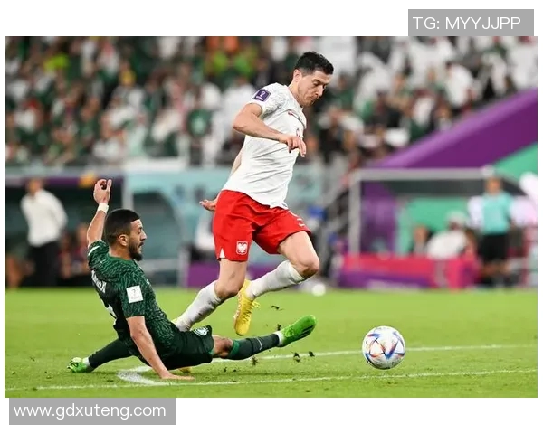 足球明星杜鲁巴的传奇之路与他对足球的热爱与奉献