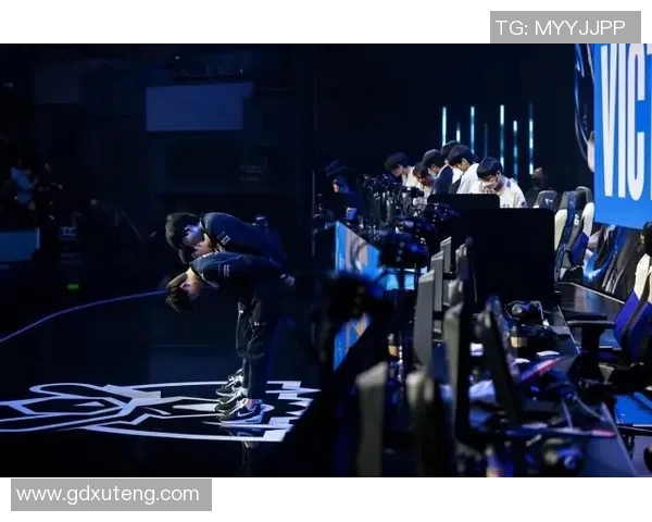 DRX与JDG在轮回爵境的巅峰对决谁能笑到最后